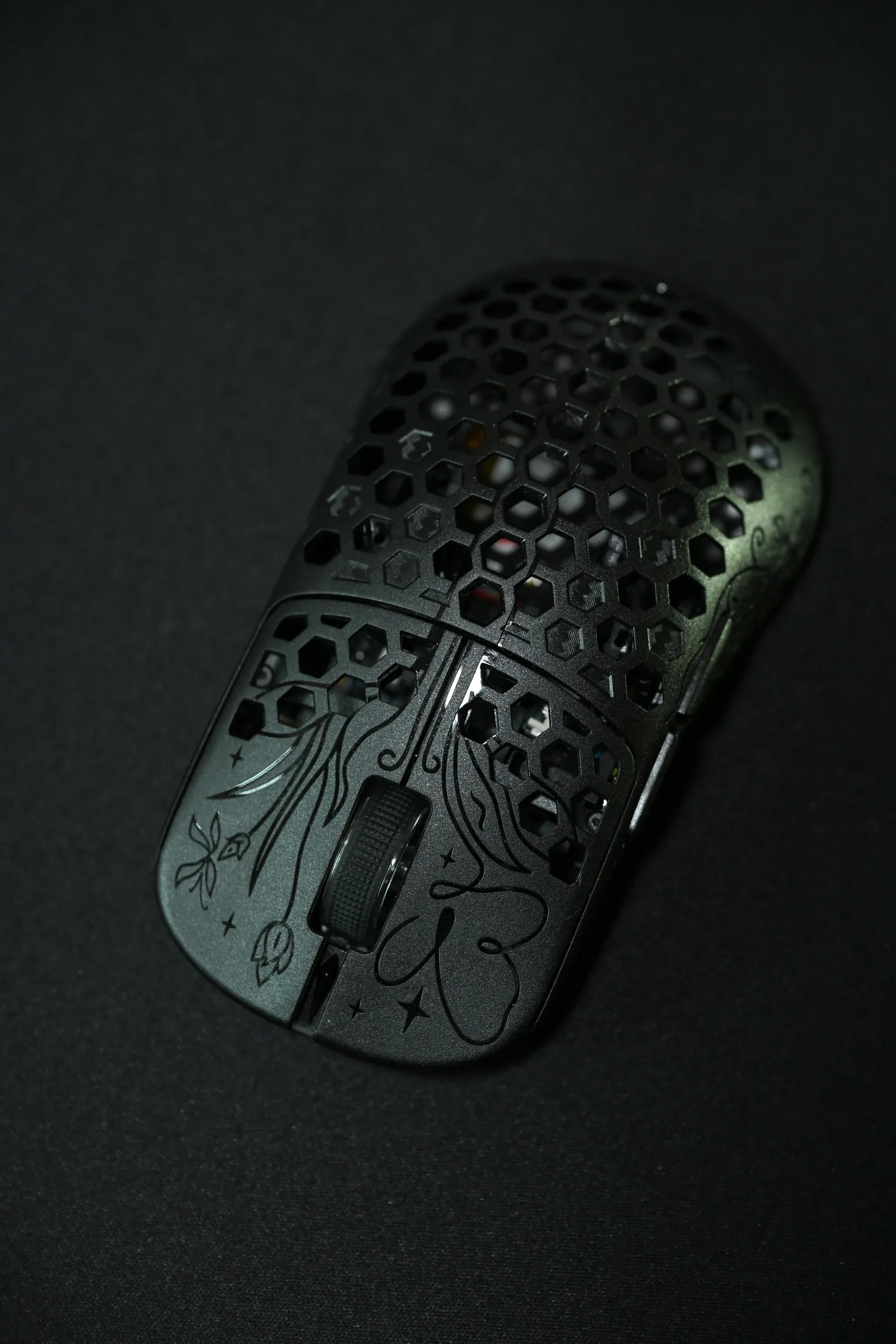 Unius Black Lotus (Black, FSWQ Black Switch, 300mah) — фото 7