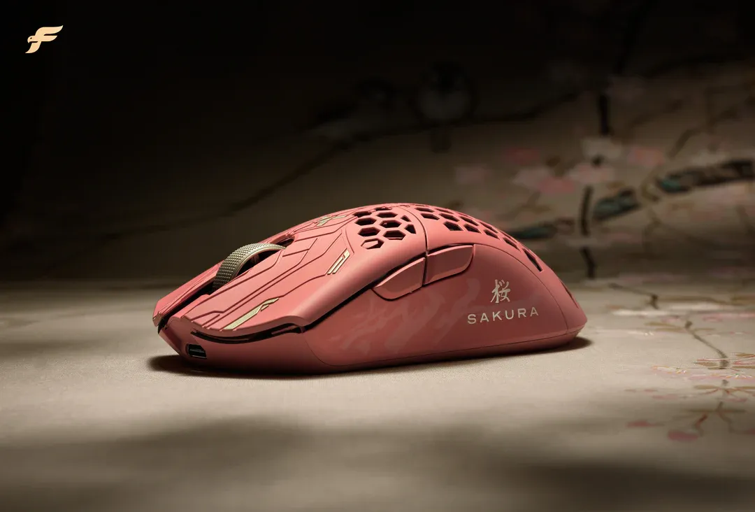 Finalmouse ULX Prophecy (Sakura, Small) — фото 3